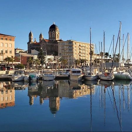 Studio 2 Neuf A 100M Des Plages Et De La Gare Saint-Raphaël Eksteriør billede