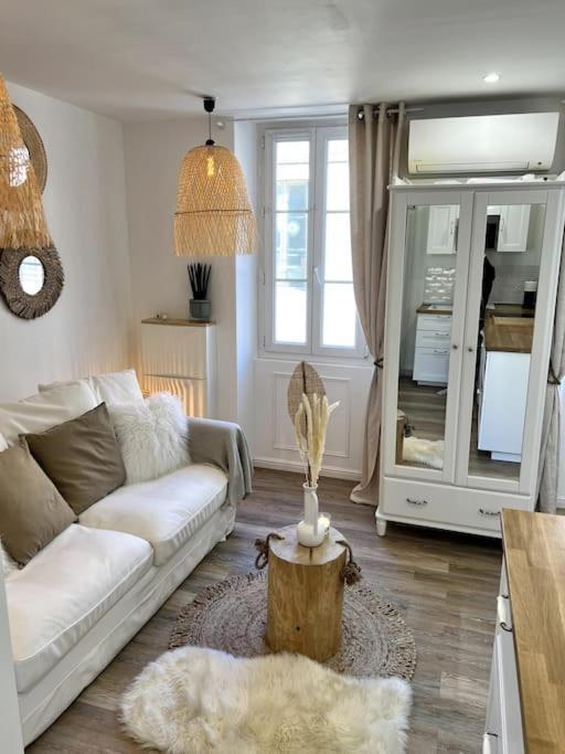 Studio 2 Neuf A 100M Des Plages Et De La Gare Saint-Raphaël Eksteriør billede