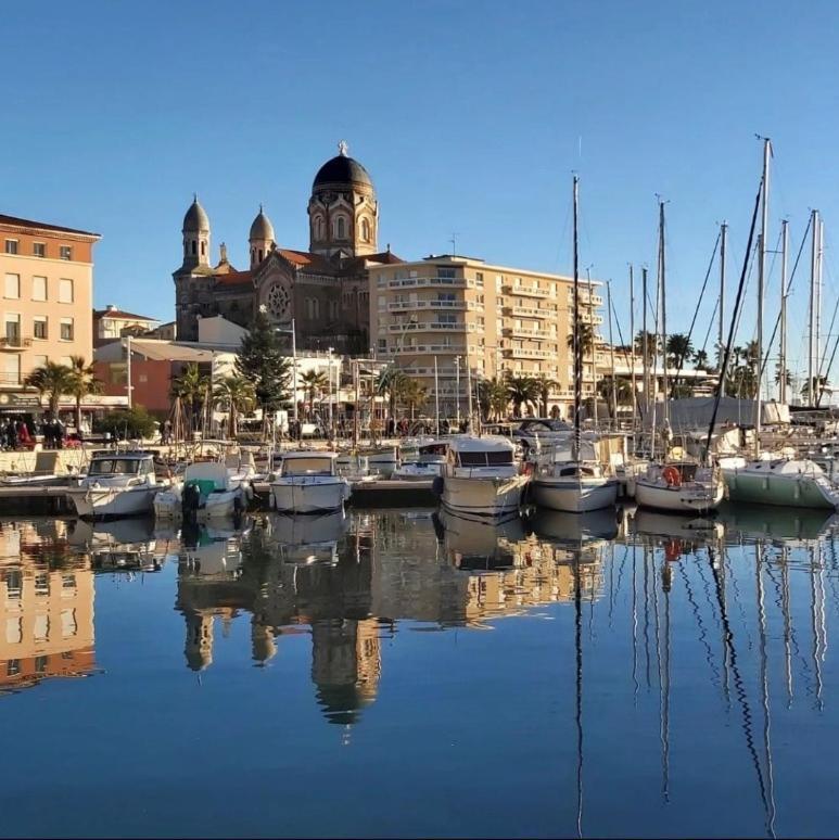 Studio 2 Neuf A 100M Des Plages Et De La Gare Saint-Raphaël Eksteriør billede